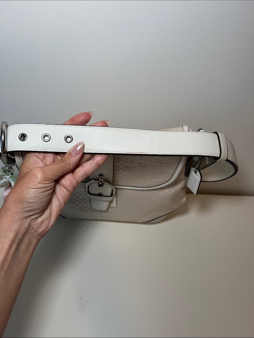 Coach White and Cream Soho Bag - Picture 4 of 16